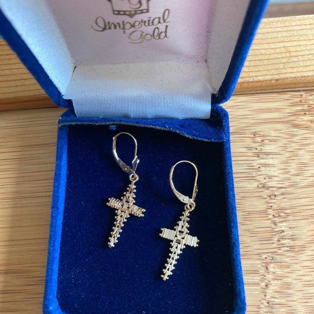 14K YELLOW IMPERIAL GOLD WHEAT DESIGN LEVERBACK CROSS DANGLE EARRINGS